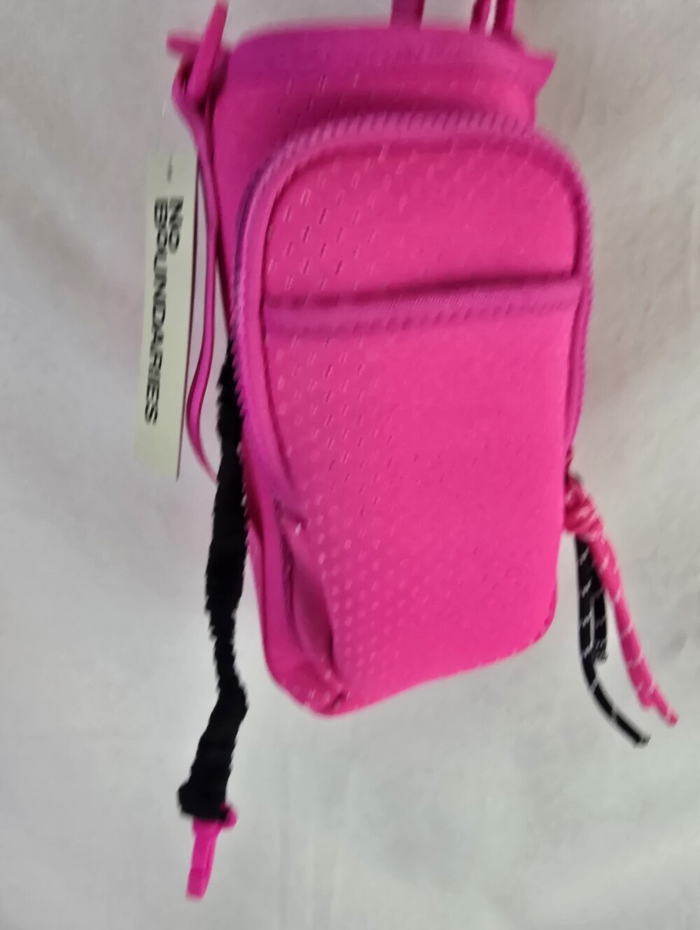 No Boundaries Neoprene fits up 40oz Crossbody Tumbler Holder Water Bag Pink NWT - Picture 2 of 13